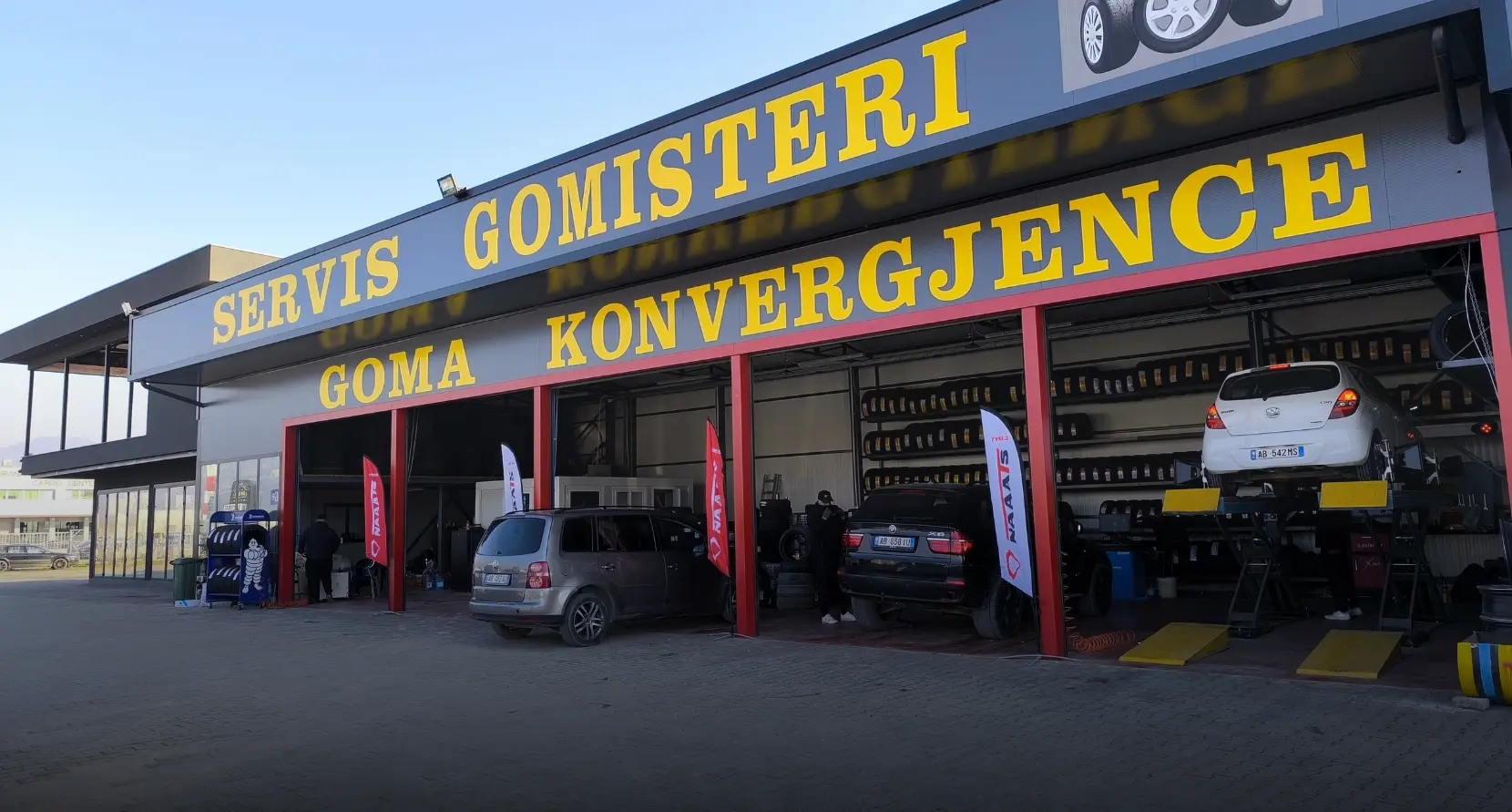 Gomisteri ne Rinas Aeroport